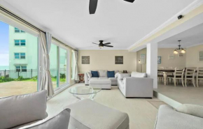 Oceanfront Beach Villa on Daytona Beach Shores